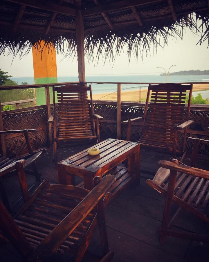 Rise & Set Arugam Bay Hotel Buitenkant foto