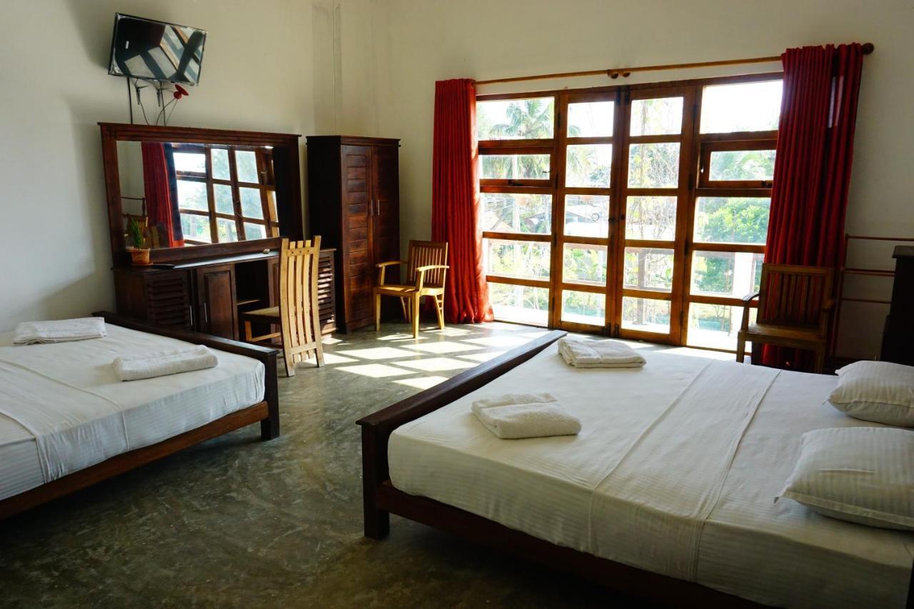 Rise & Set Arugam Bay Hotel Buitenkant foto