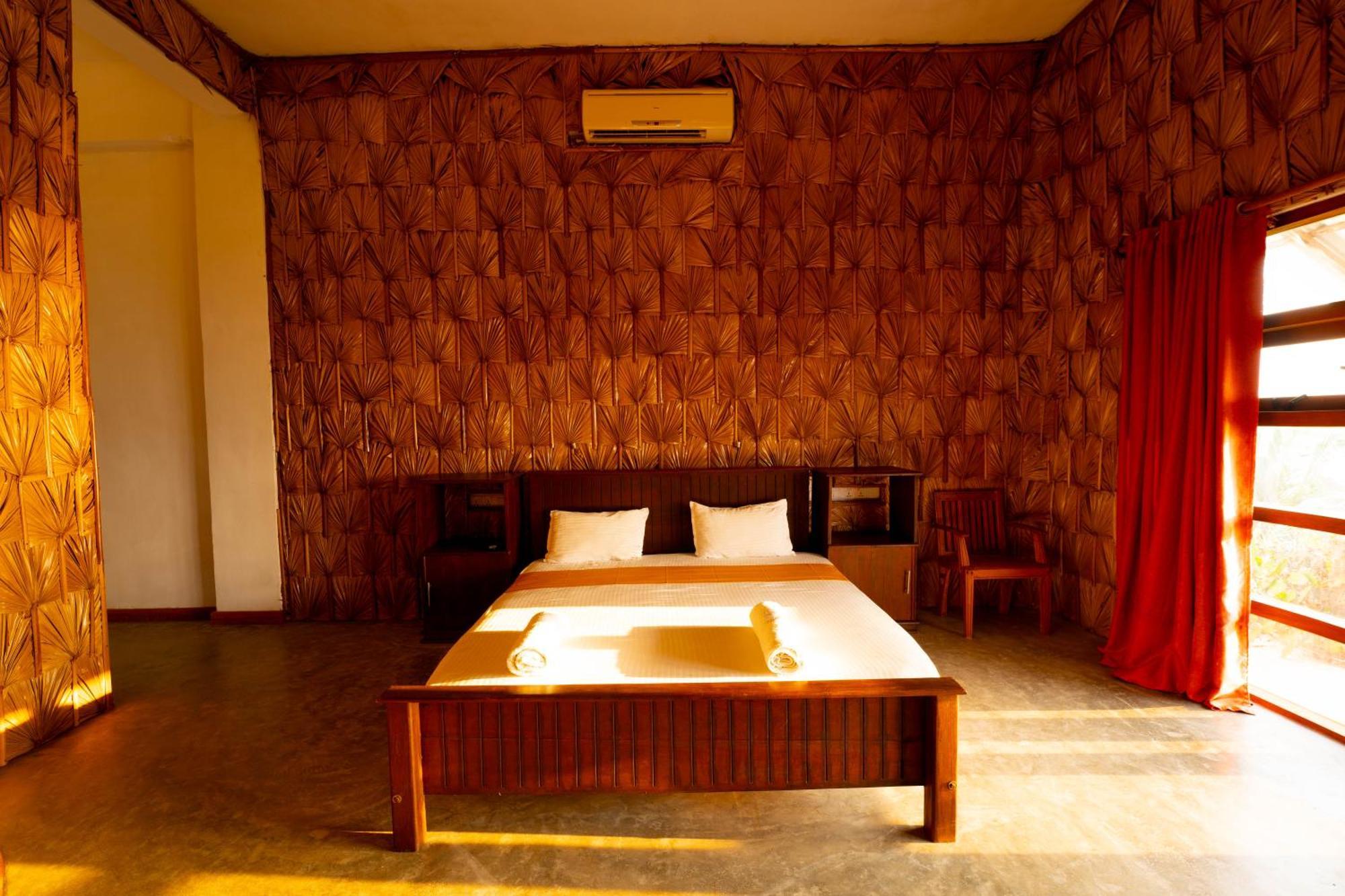 Rise & Set Arugam Bay Hotel Buitenkant foto